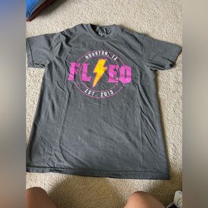 Fleo boyfriend tee
